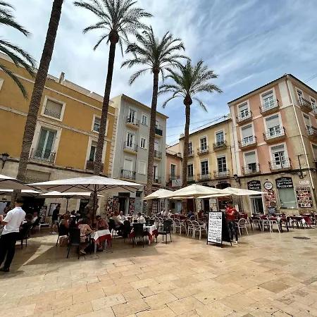 בית אירוח La Plaza Living *